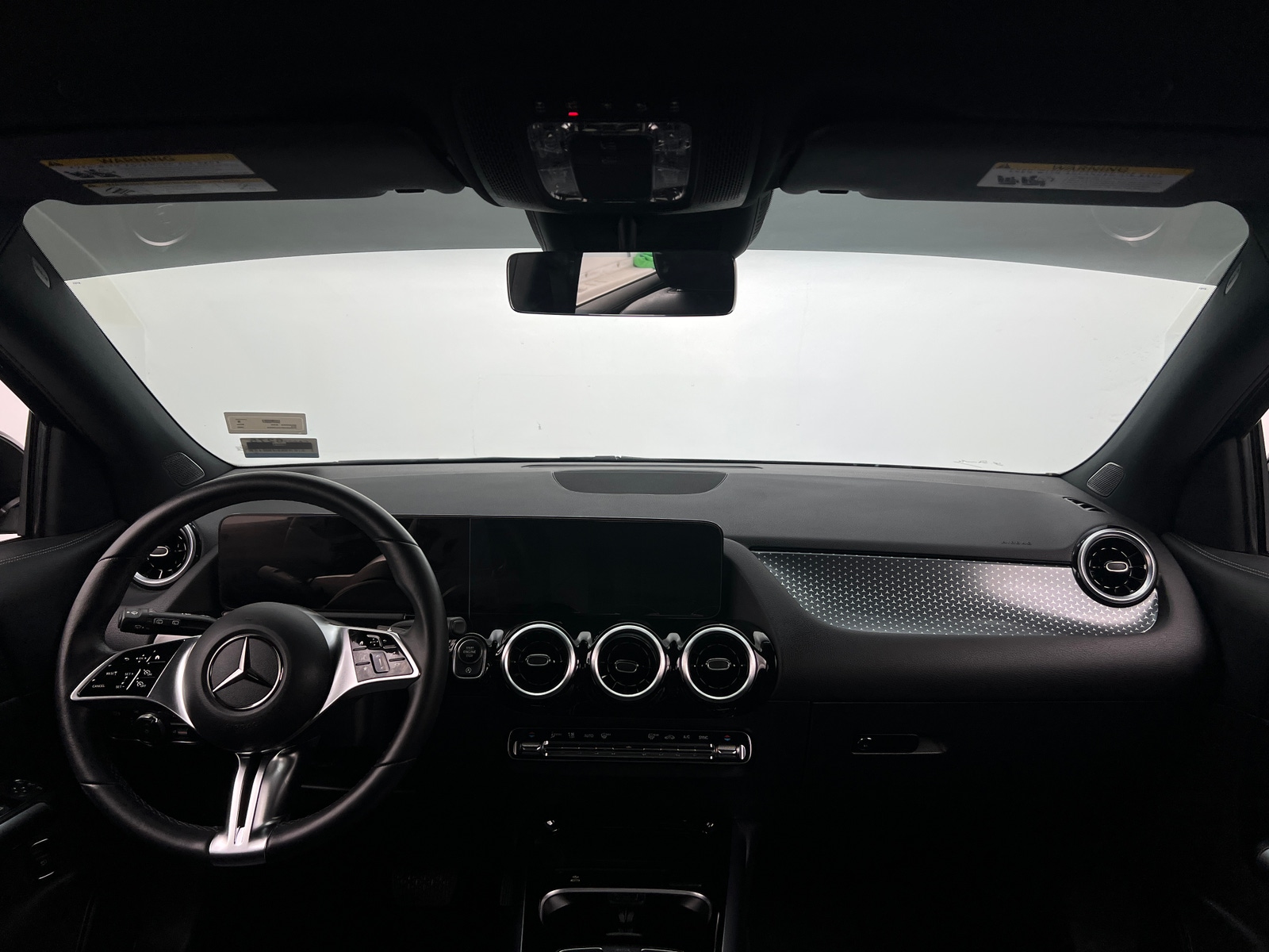 Thumbnail: 2025 Mercedes-Benz GLA - 2