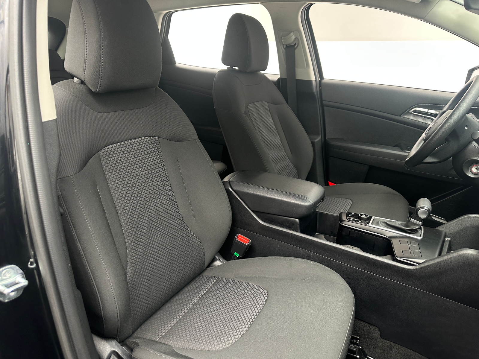 Thumbnail: 2025 Kia Sportage - 2