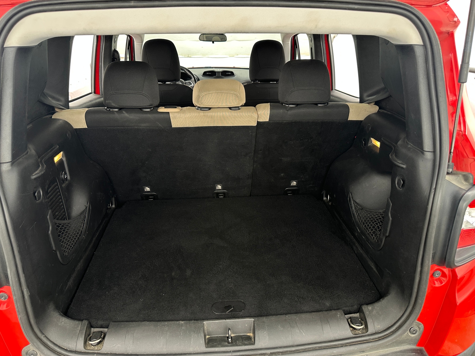 Thumbnail: 2016 Jeep Renegade - 7