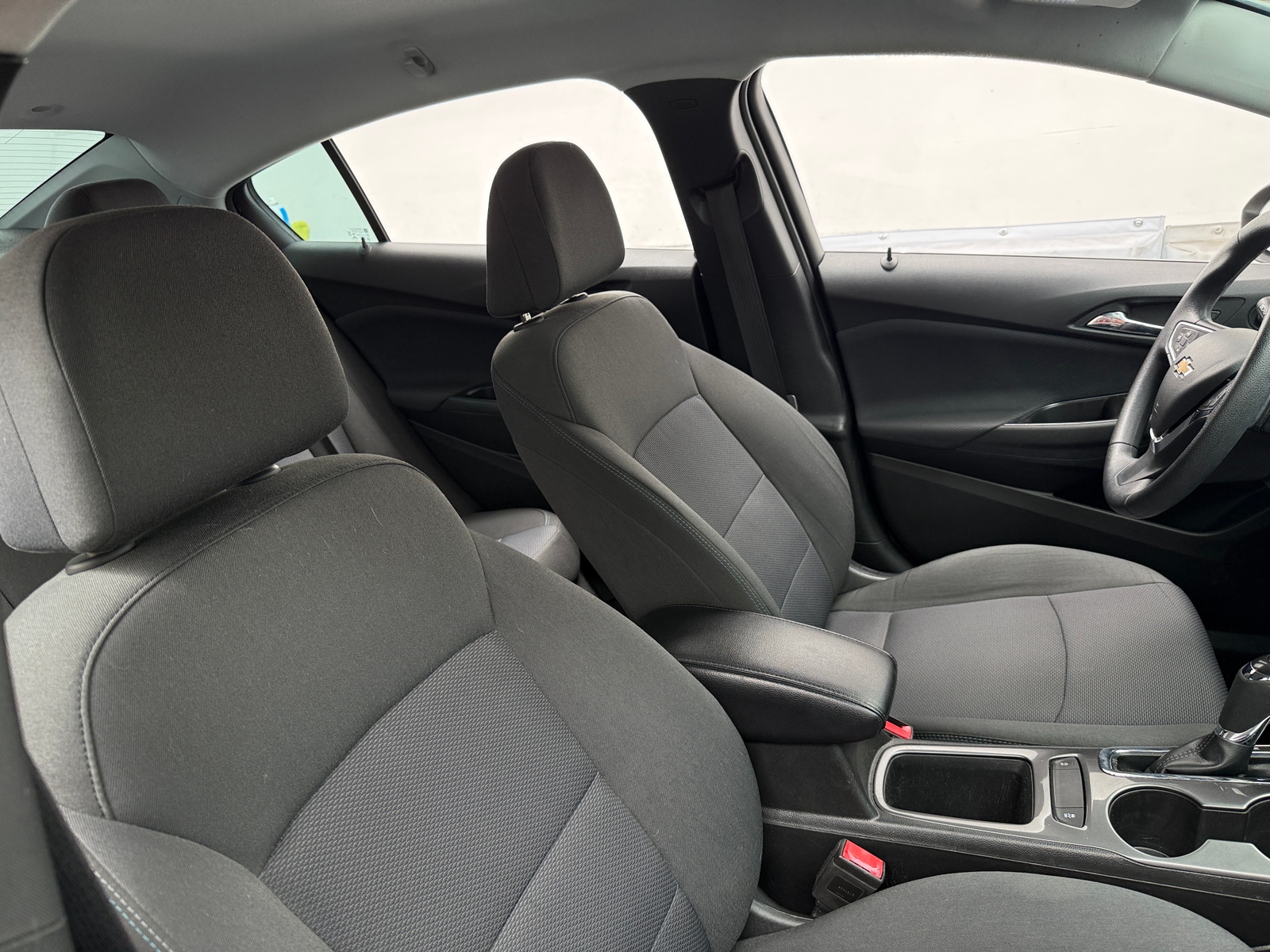 Thumbnail: 2019 Chevrolet Cruze - 2