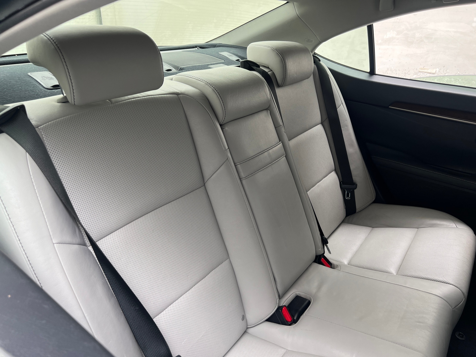 Thumbnail: 2013 Lexus ES - 5