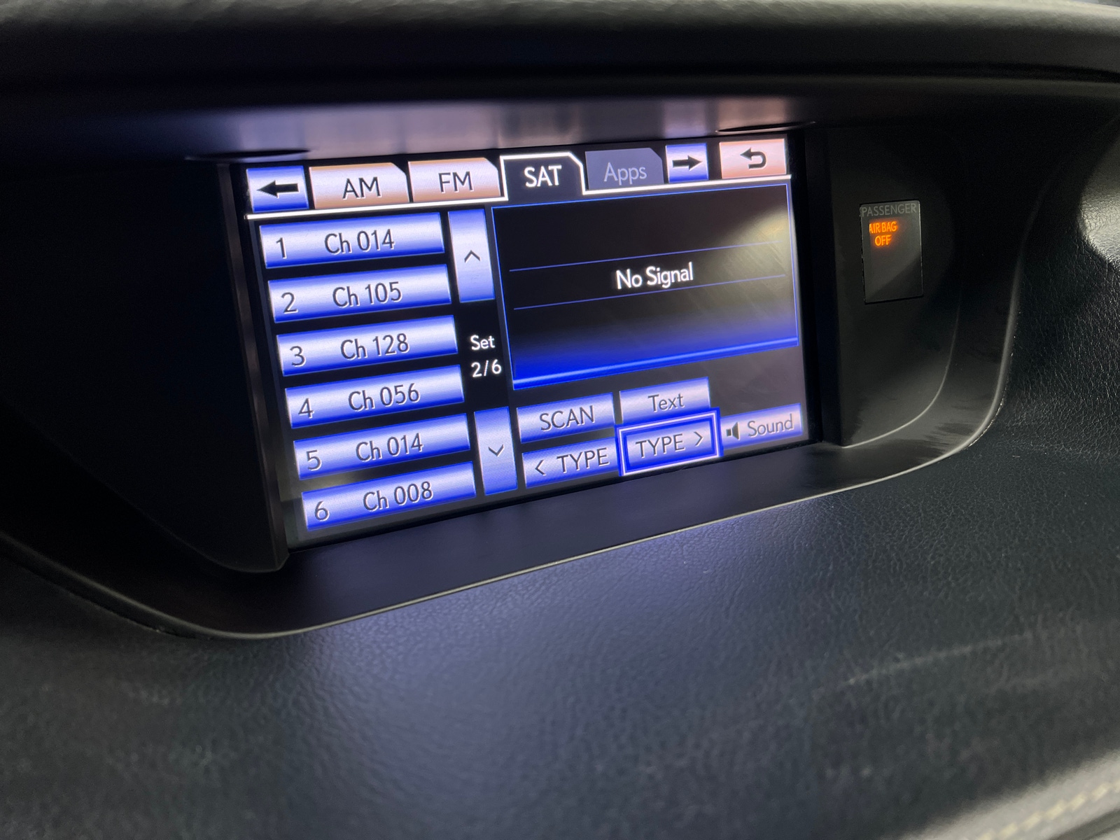 Thumbnail: 2013 Lexus ES - 3