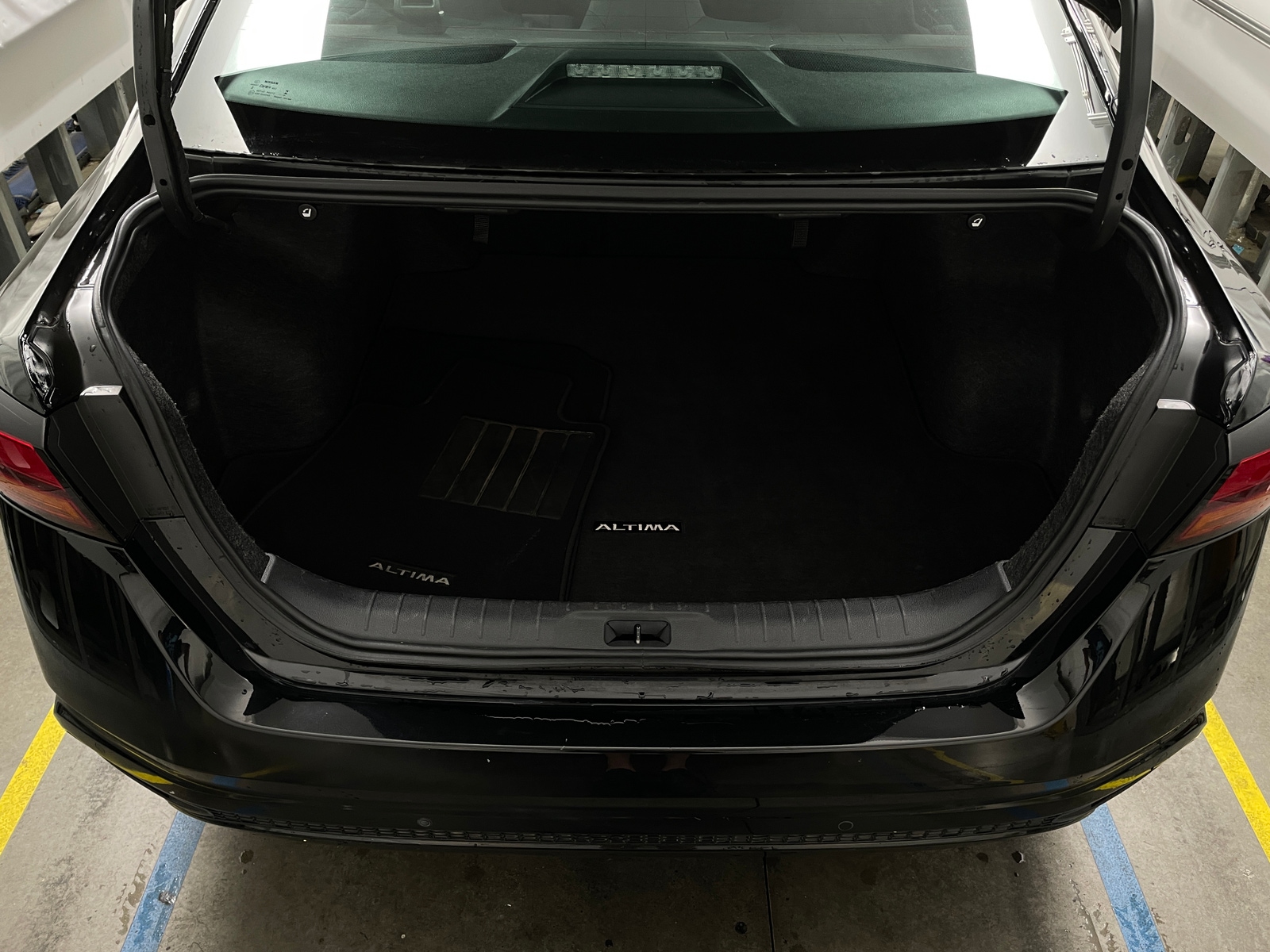 Thumbnail: 2025 Nissan Altima - 7