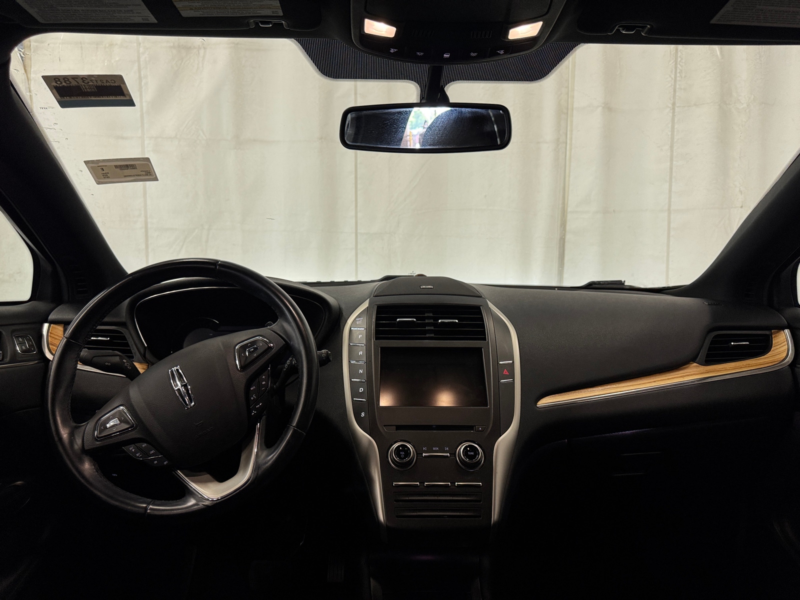 Thumbnail: 2015 Lincoln MKC - 2