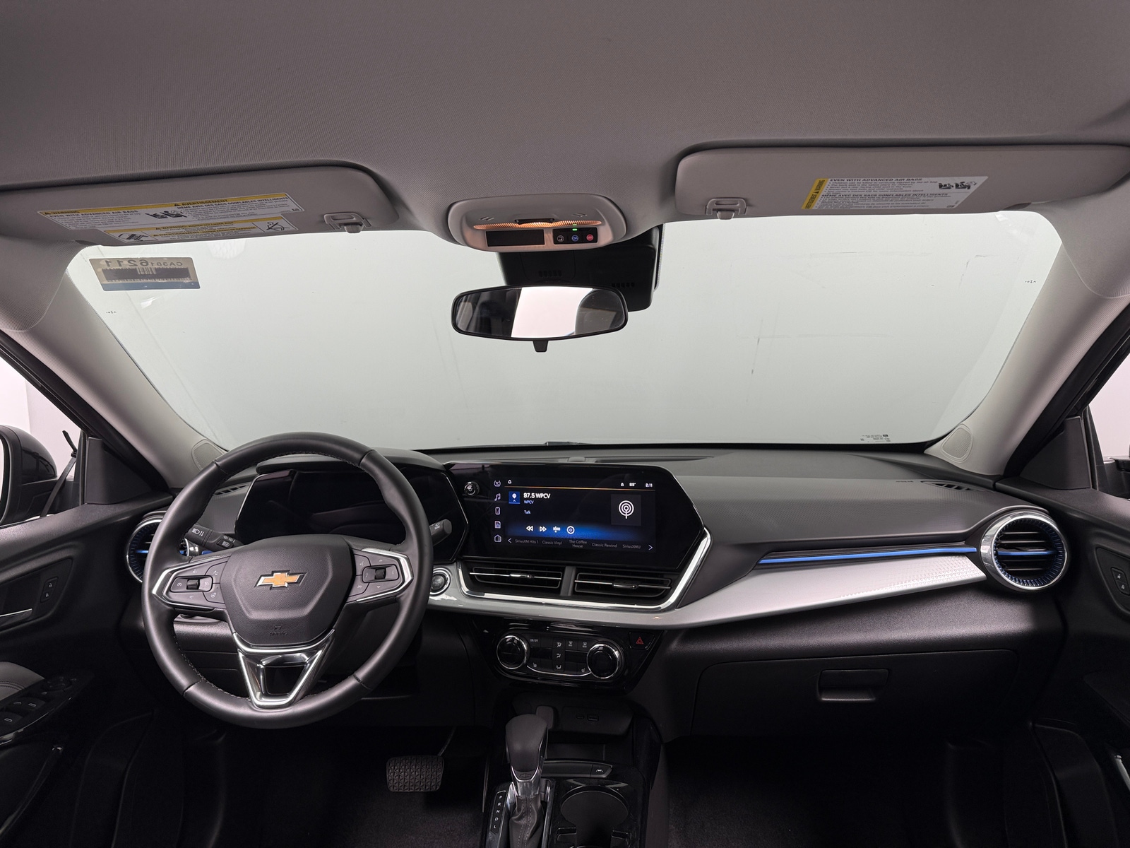 Thumbnail: 2025 Chevrolet Trax - 3