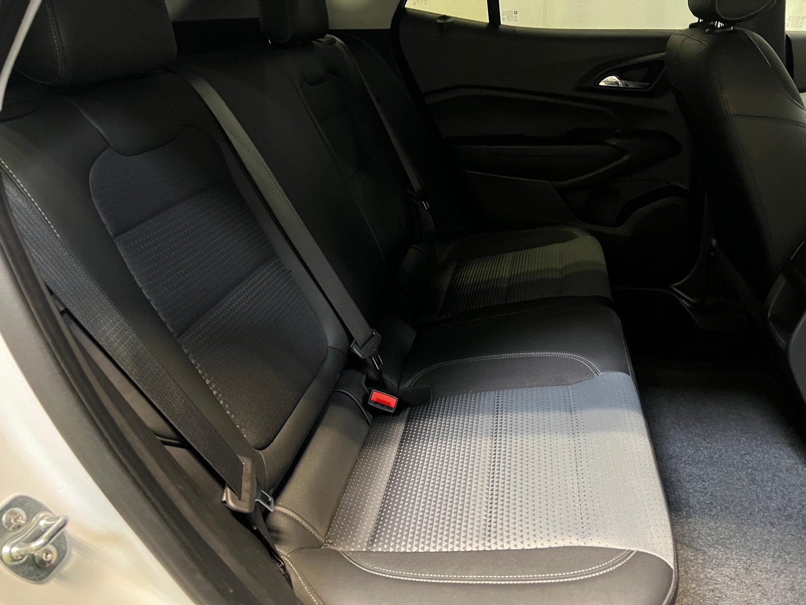Thumbnail: 2025 Chevrolet Trax - 6