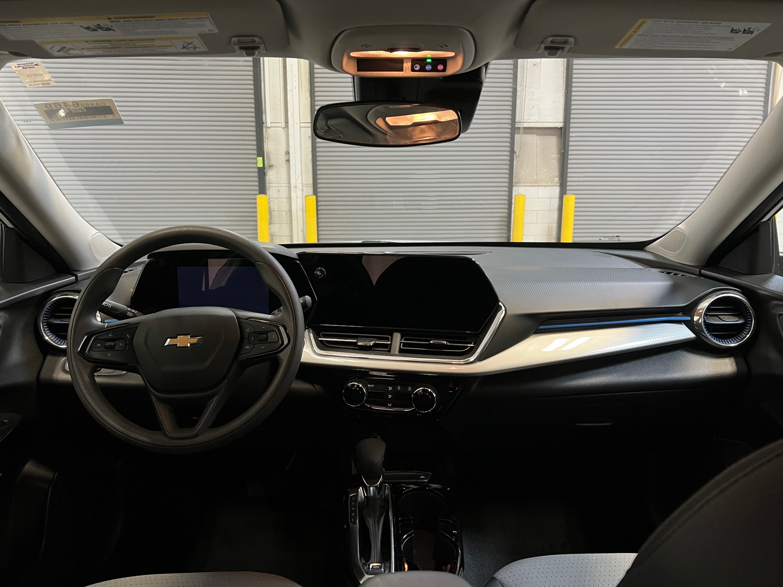 Thumbnail: 2025 Chevrolet Trax - 3