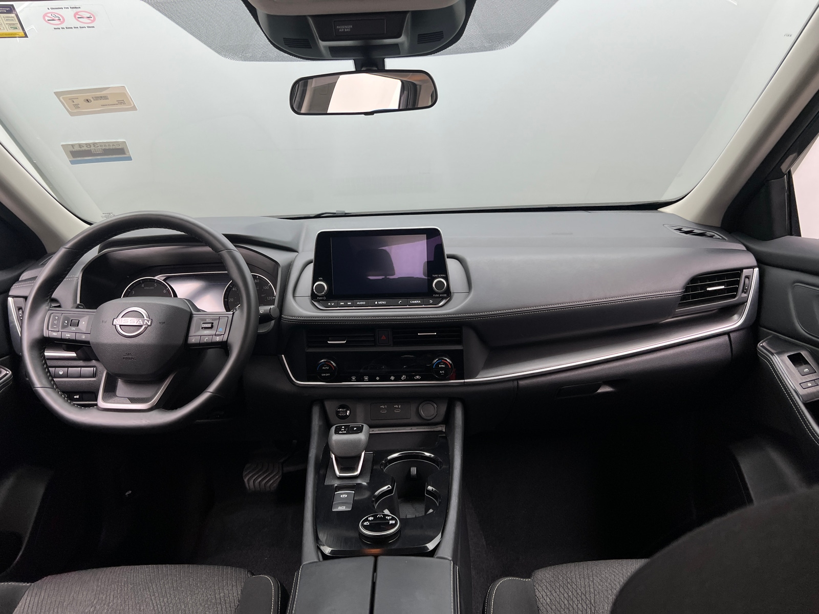 Thumbnail: 2025 Nissan Rogue - 3