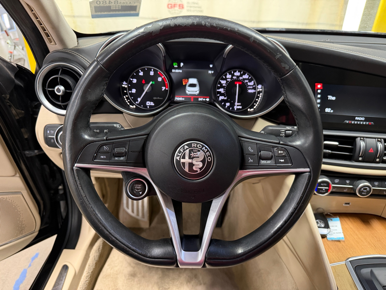Thumbnail: 2019 Alfa Romeo Giulia - 4