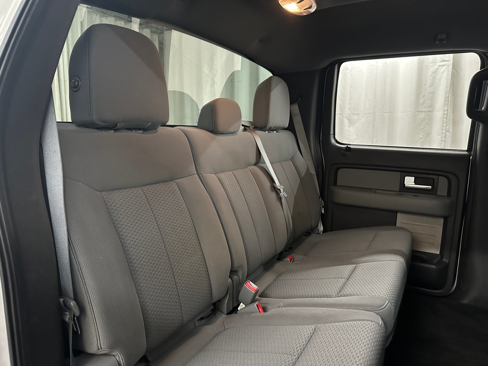 Thumbnail: 2014 Ford Econoline - 6