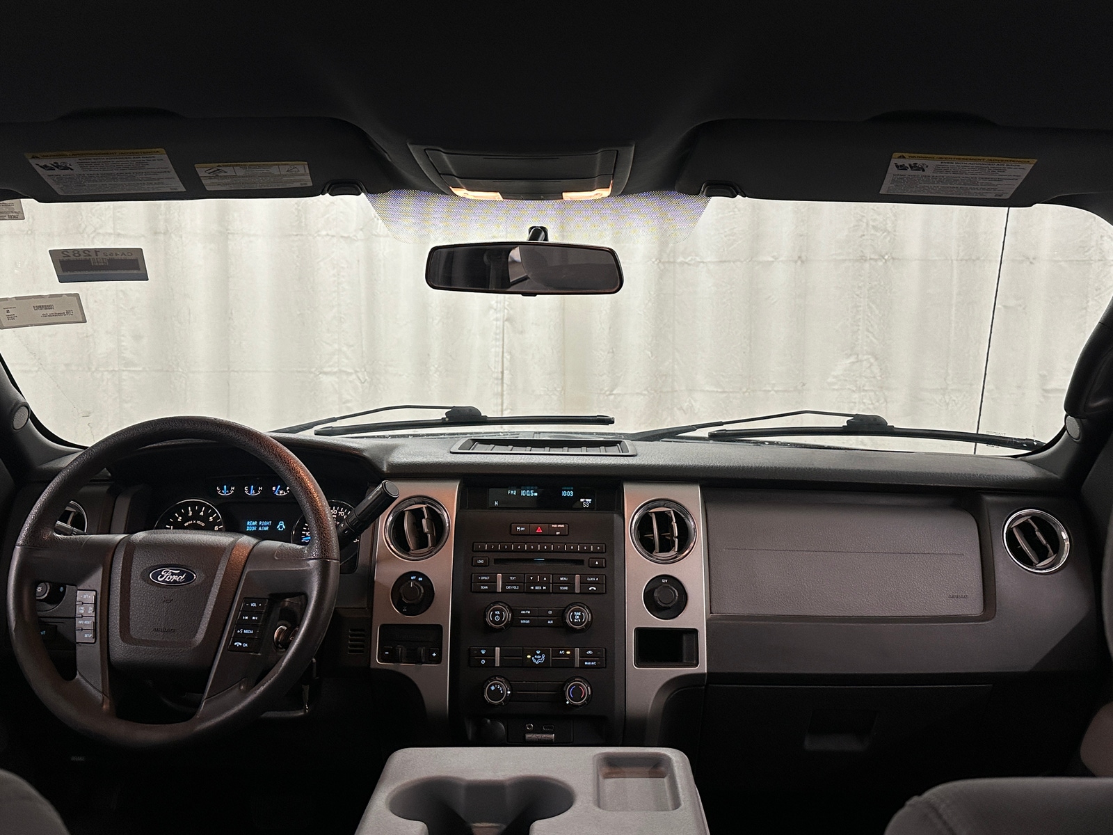 Thumbnail: 2014 Ford Econoline - 3