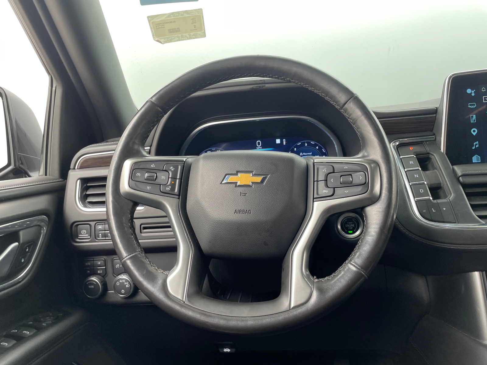 Thumbnail: 2022 Chevrolet Suburban - 4
