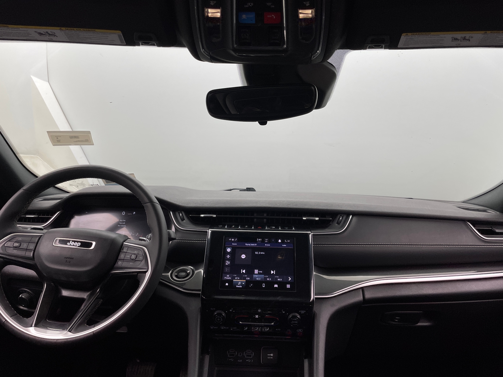Thumbnail: 2023 Jeep Grand Cherokee L - 2