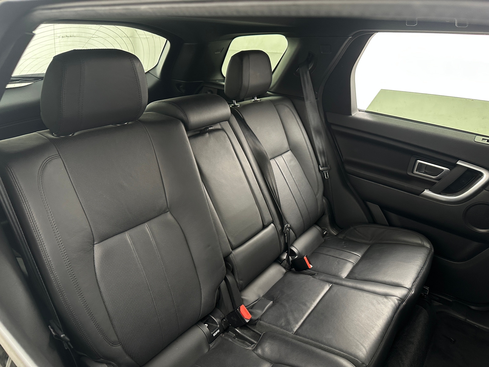 Thumbnail: 2019 Land Rover Discovery Sport - 5