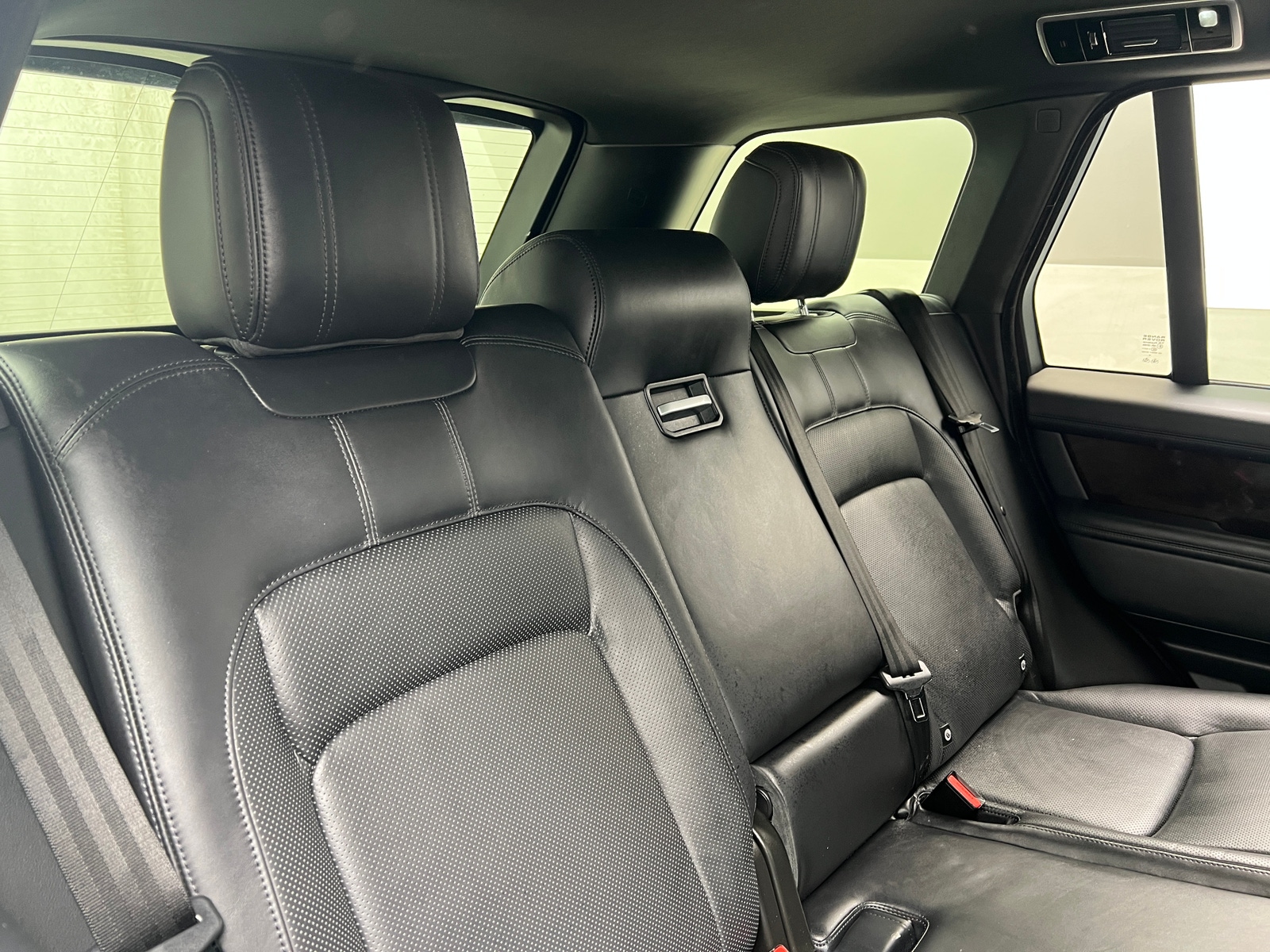 Thumbnail: 2020 Land Rover Range Rover - 5
