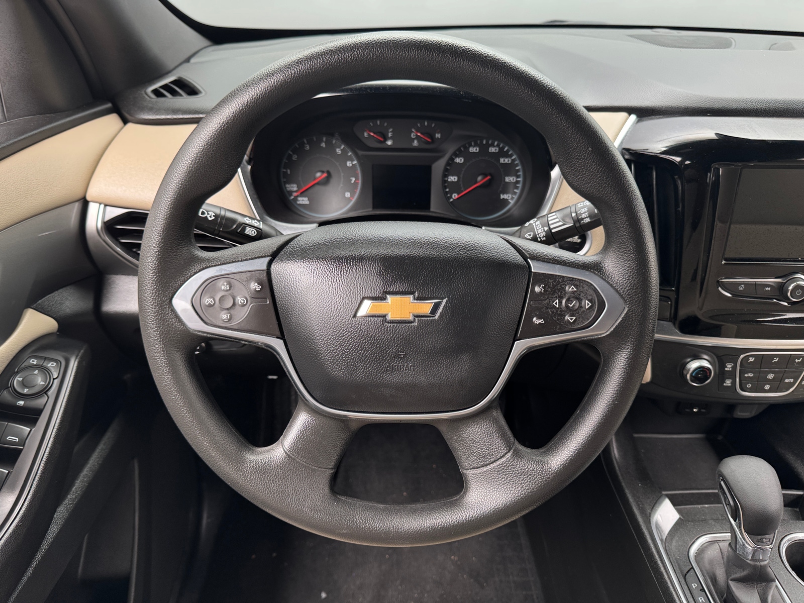Thumbnail: 2023 Chevrolet Traverse - 5