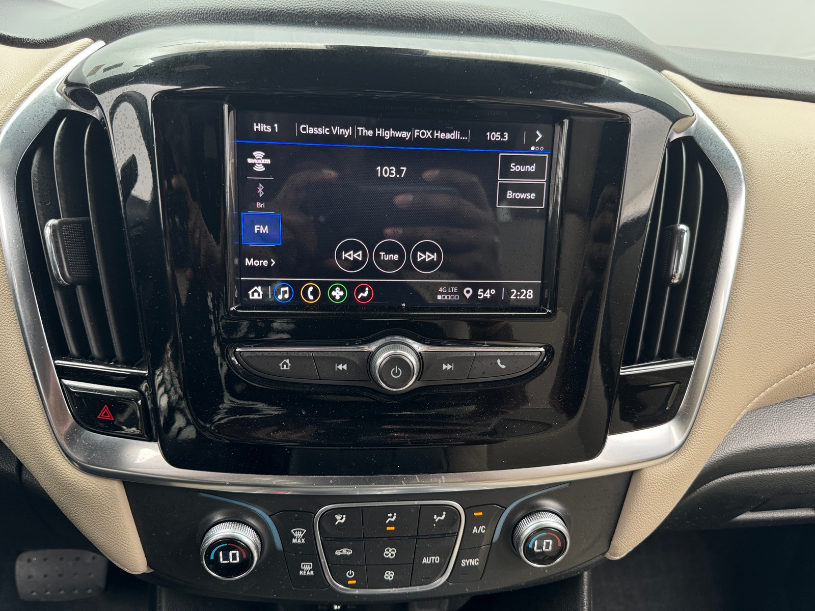 Thumbnail: 2023 Chevrolet Traverse - 4