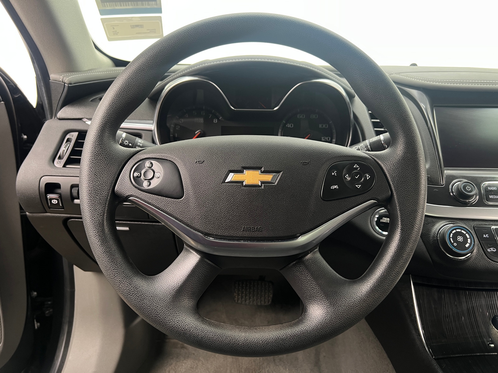 Thumbnail: 2019 Chevrolet Impala - 5