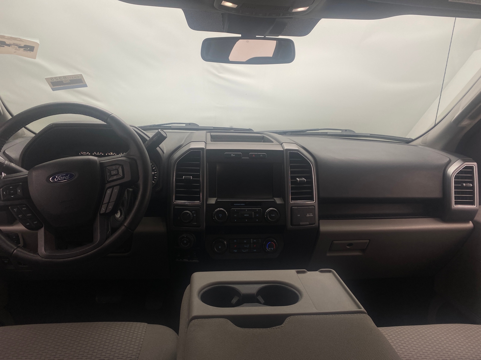 Thumbnail: 2019 Ford Econoline - 3
