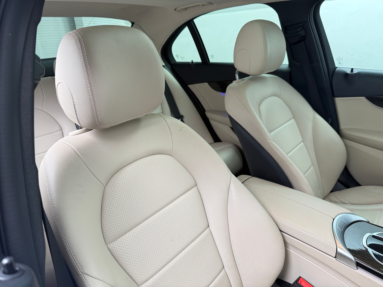 Thumbnail: 2020 Mercedes-Benz C-Class - 2