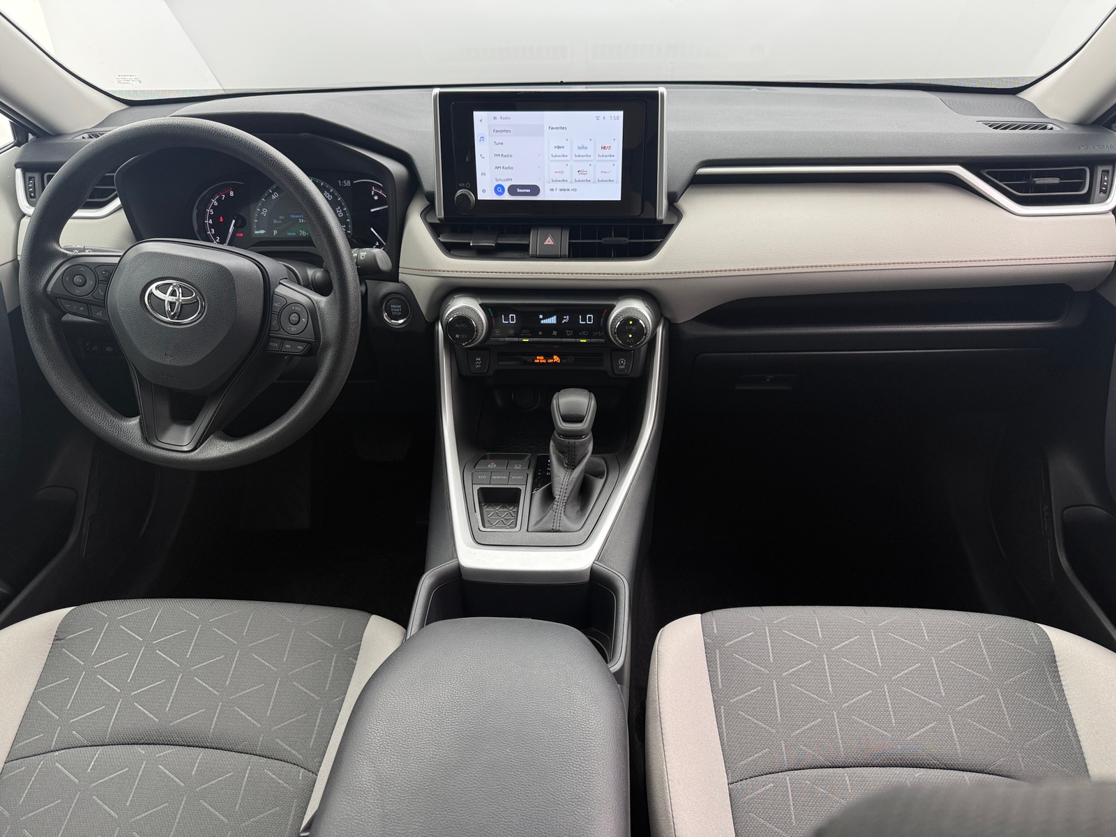 Thumbnail: 2025 Toyota RAV4 - 3