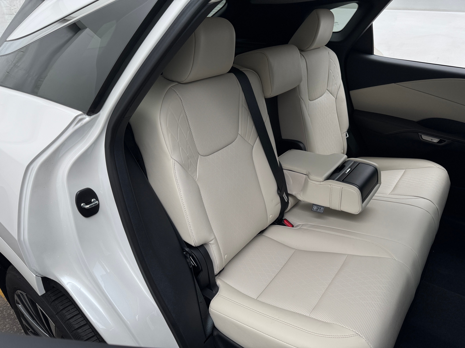 Thumbnail: 2025 Lexus RX - 6