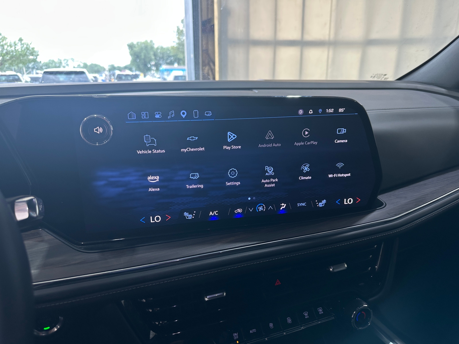 Thumbnail: 2025 Chevrolet Tahoe - 3