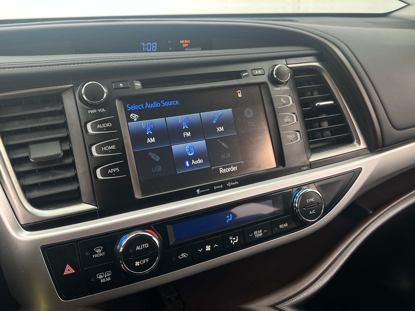 Thumbnail: 2019 Toyota Highlander - 4