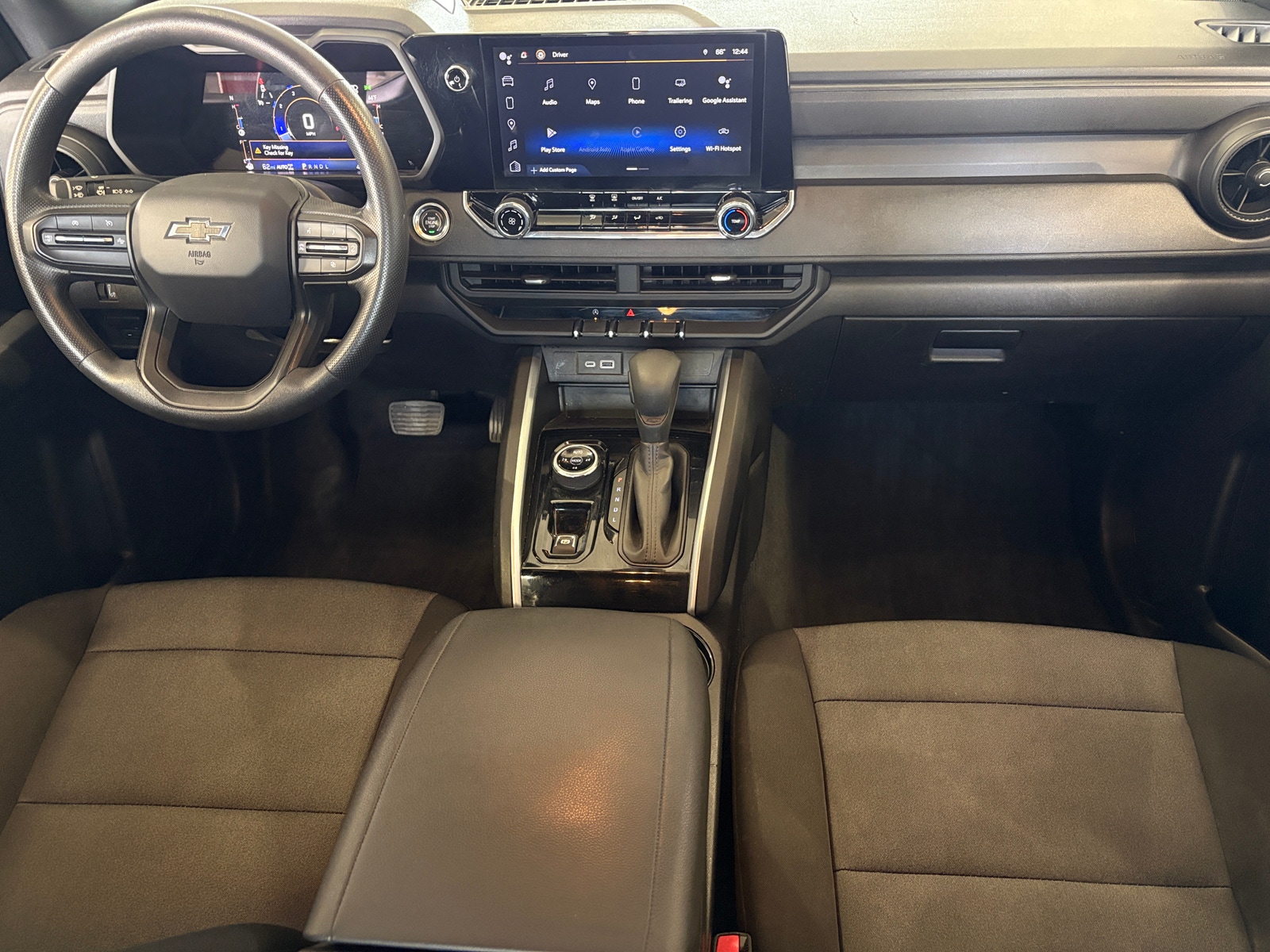 Thumbnail: 2023 Chevrolet Colorado - 3