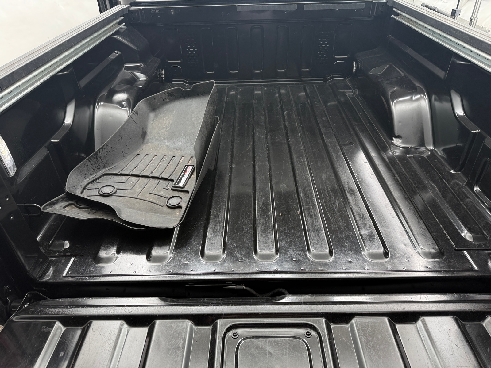 Thumbnail: 2022 Jeep Gladiator - 7