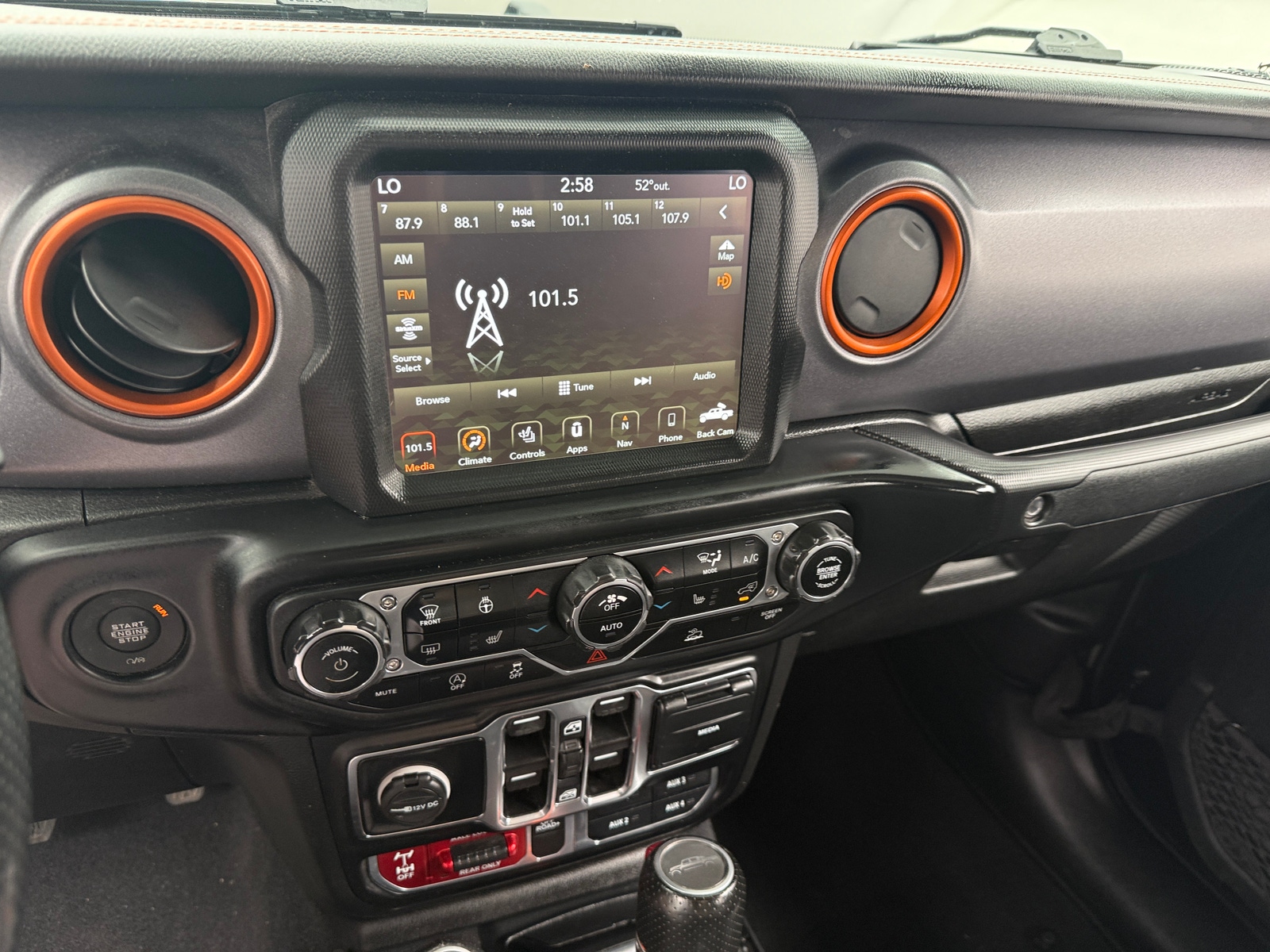 Thumbnail: 2022 Jeep Gladiator - 4