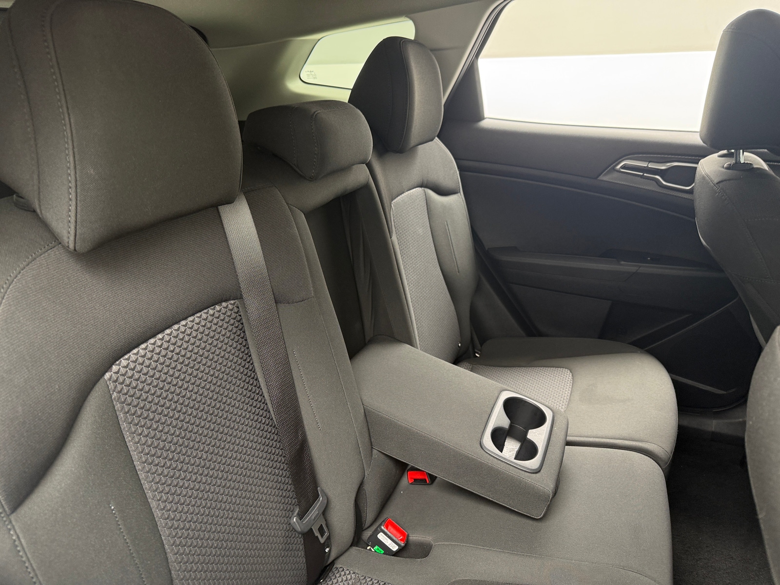 Thumbnail: 2025 Kia Sportage - 6