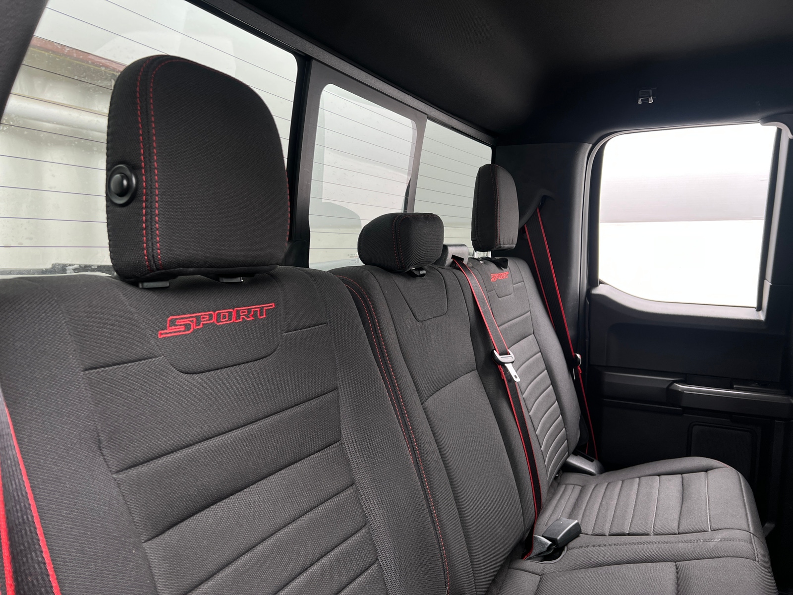 Thumbnail: 2018 Ford Econoline - 6