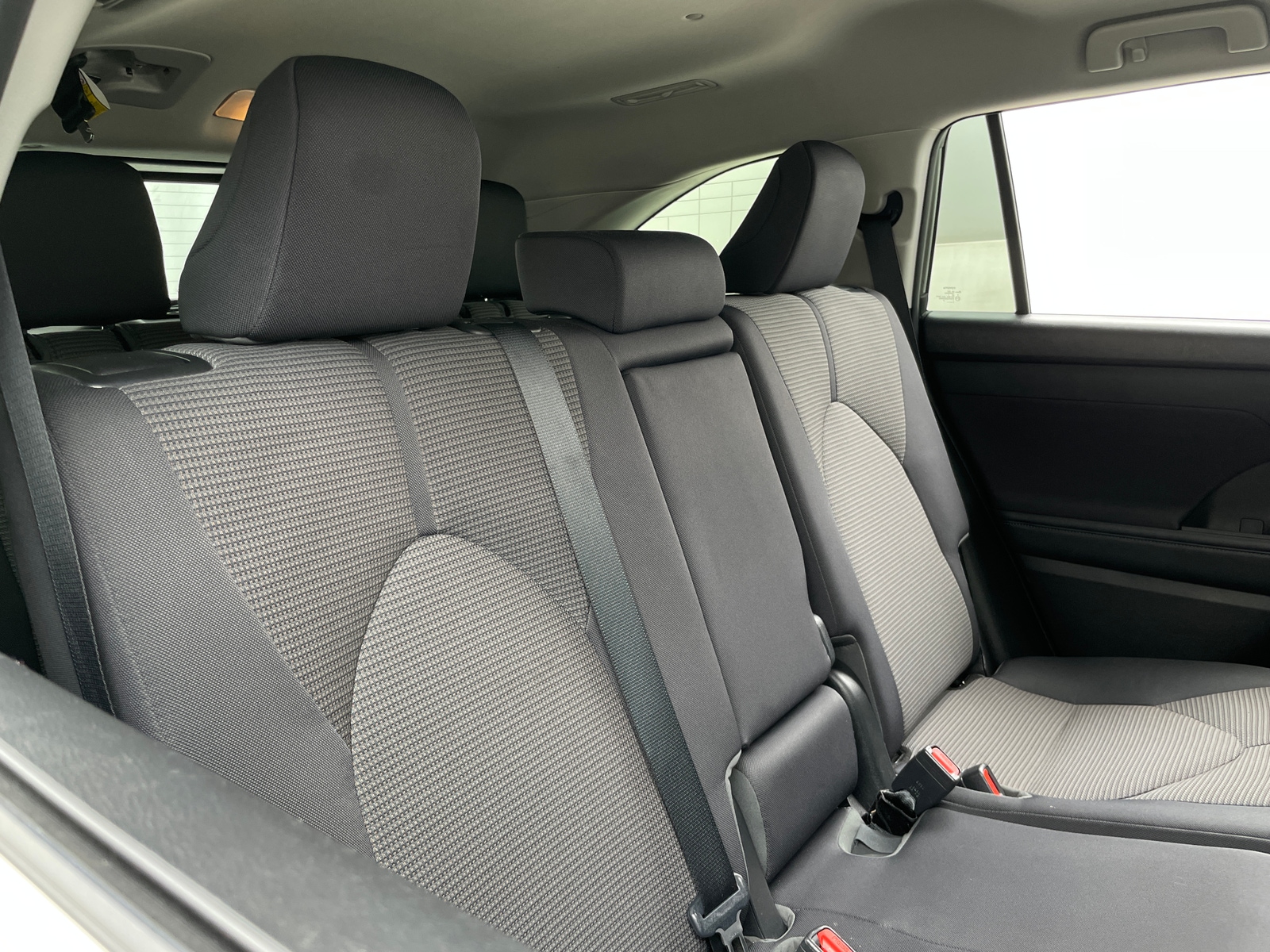 Thumbnail: 2021 Toyota Highlander - 6