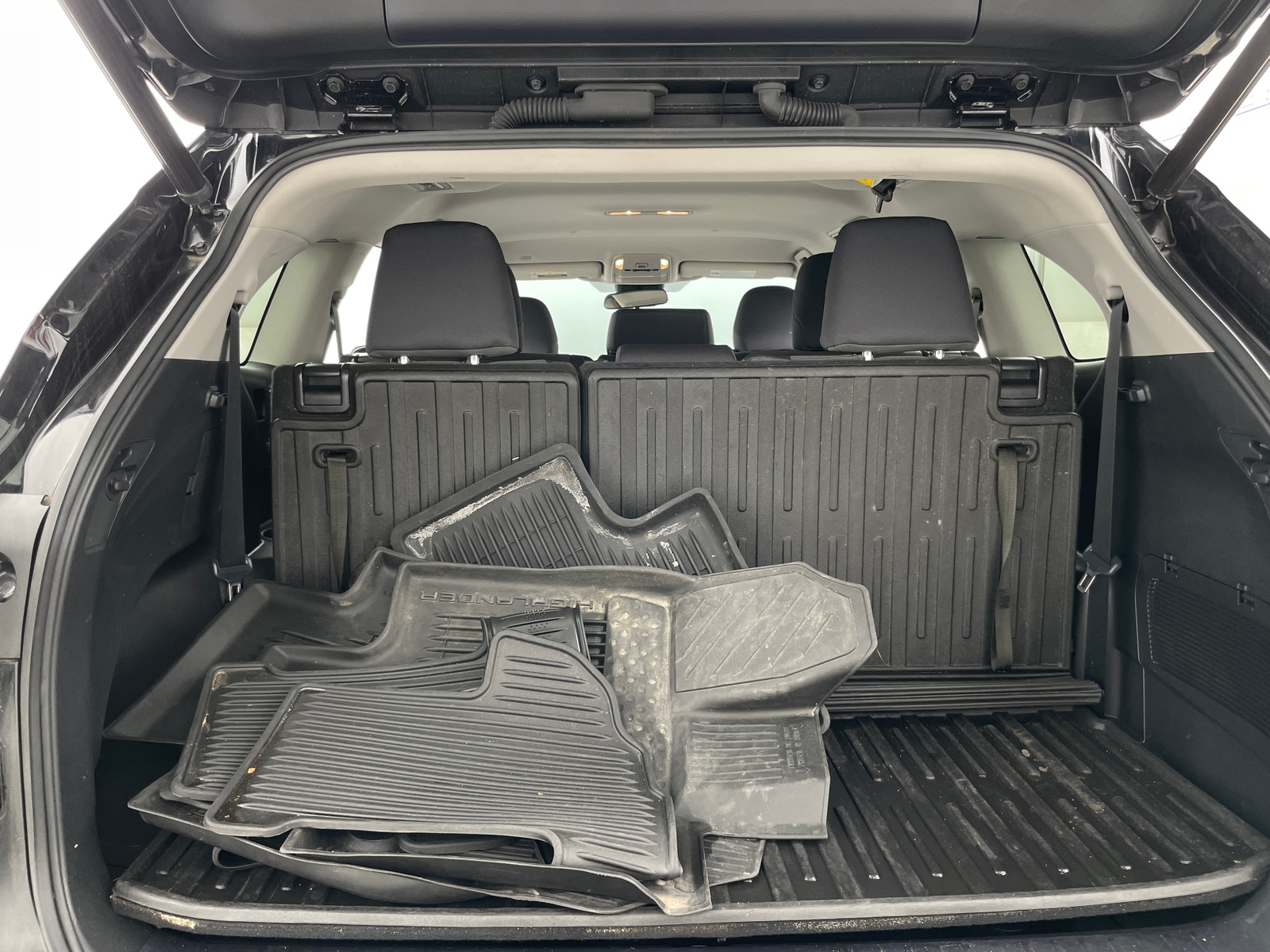 Thumbnail: 2021 Toyota Highlander - 7