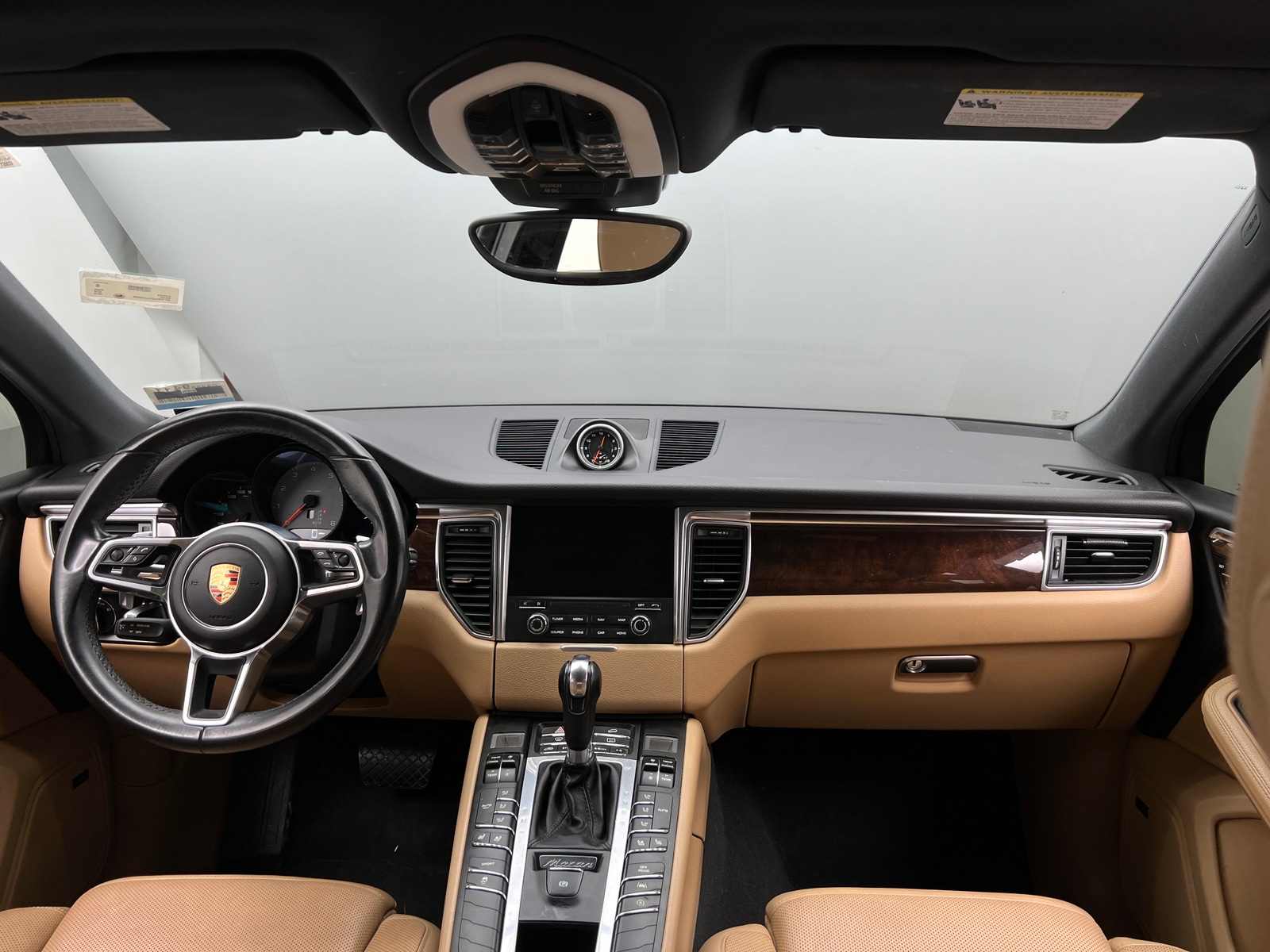 Thumbnail: 2018 Porsche Macan - 2