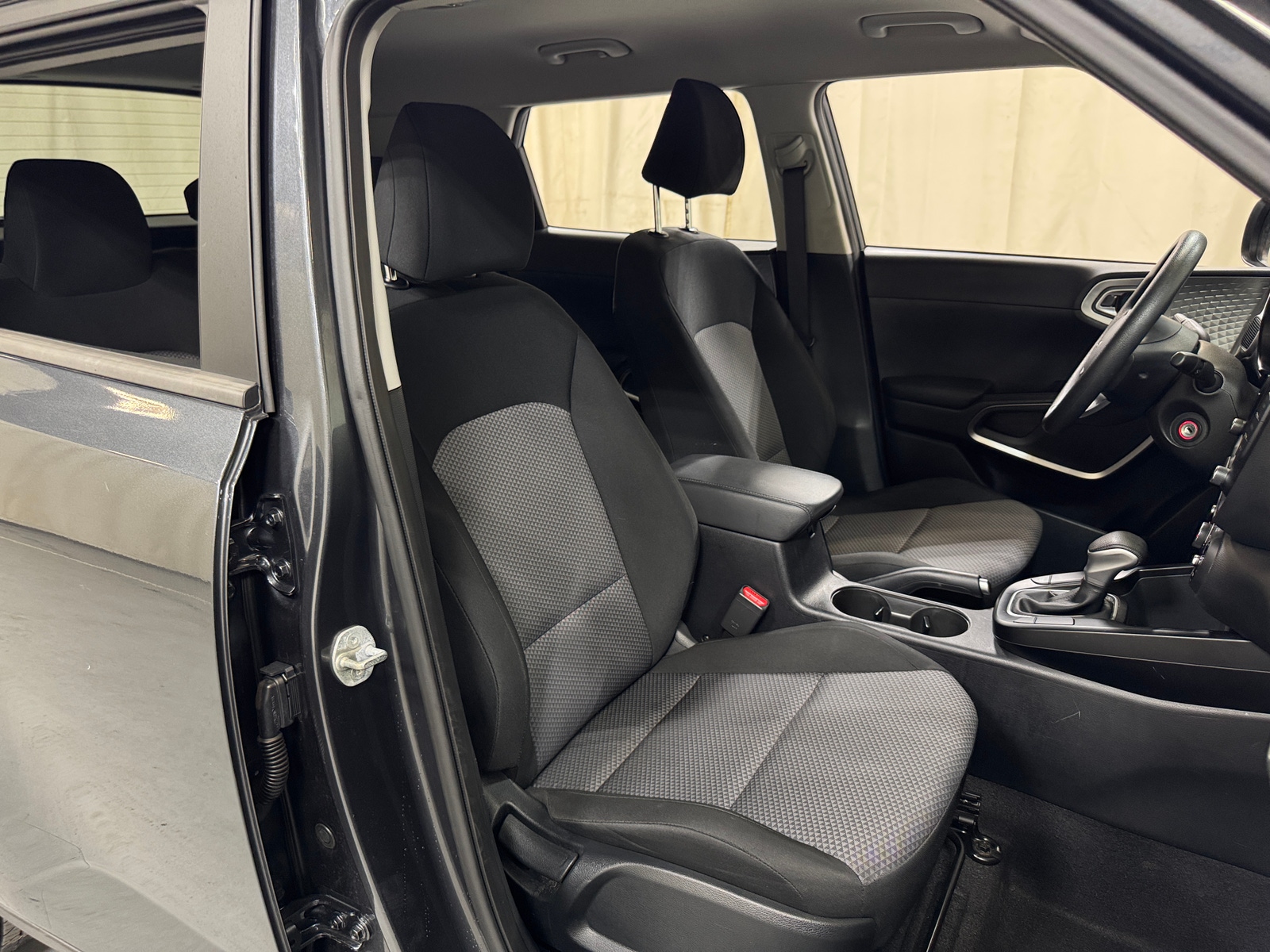 Thumbnail: 2023 Kia Soul - 2
