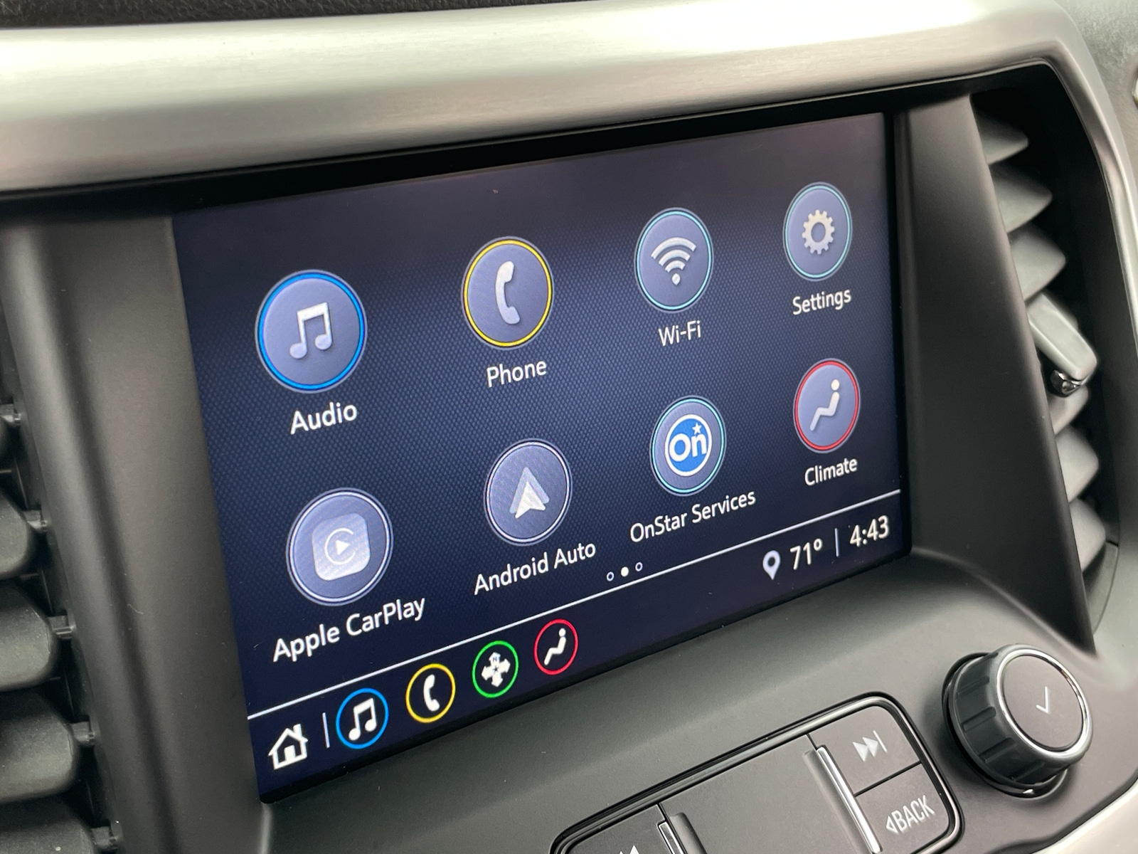 Thumbnail: 2023 GMC Acadia - 4