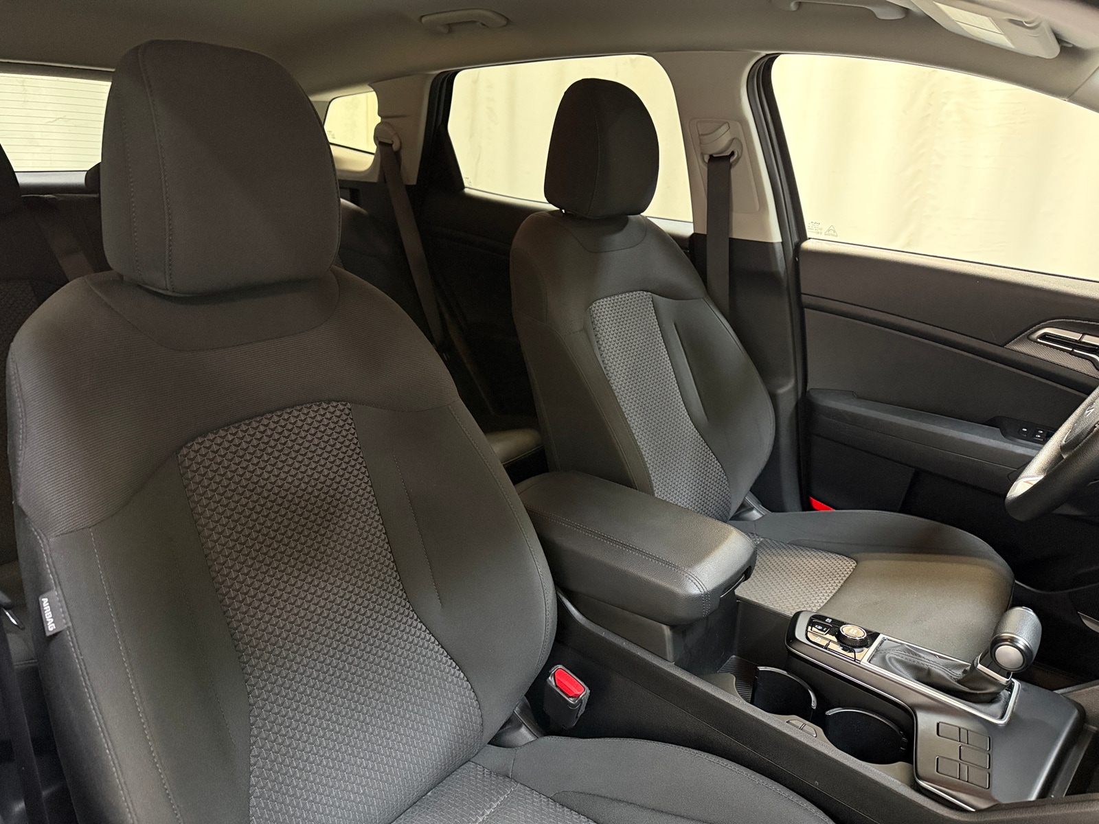 Thumbnail: 2025 Kia Sportage - 2