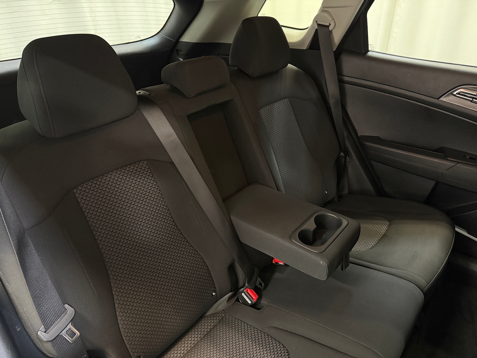Thumbnail: 2025 Kia Sportage - 6