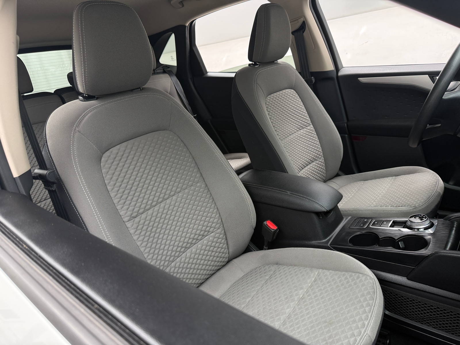 Thumbnail: 2020 Ford Escape - 2