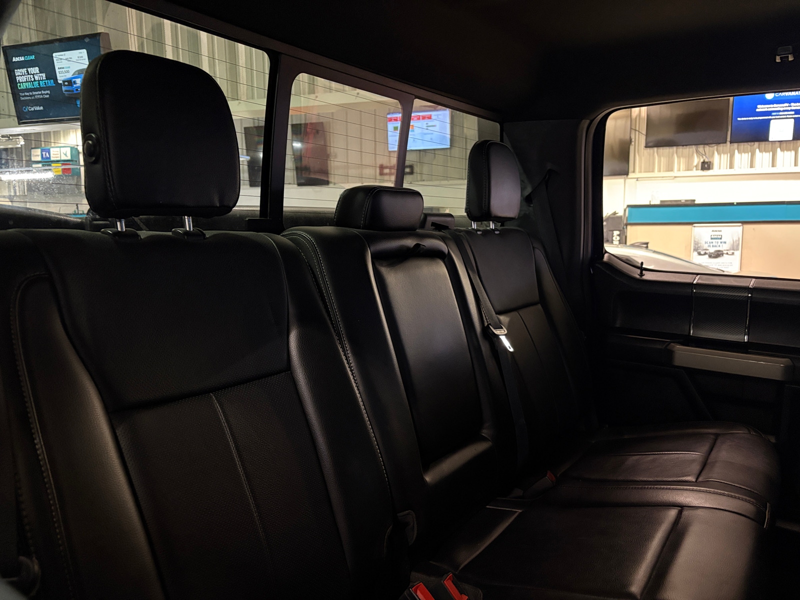 Thumbnail: 2018 Ford Econoline - 6