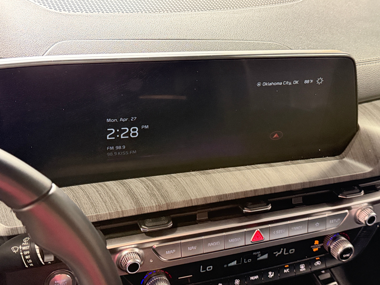 Thumbnail: 2024 Kia Telluride - 3