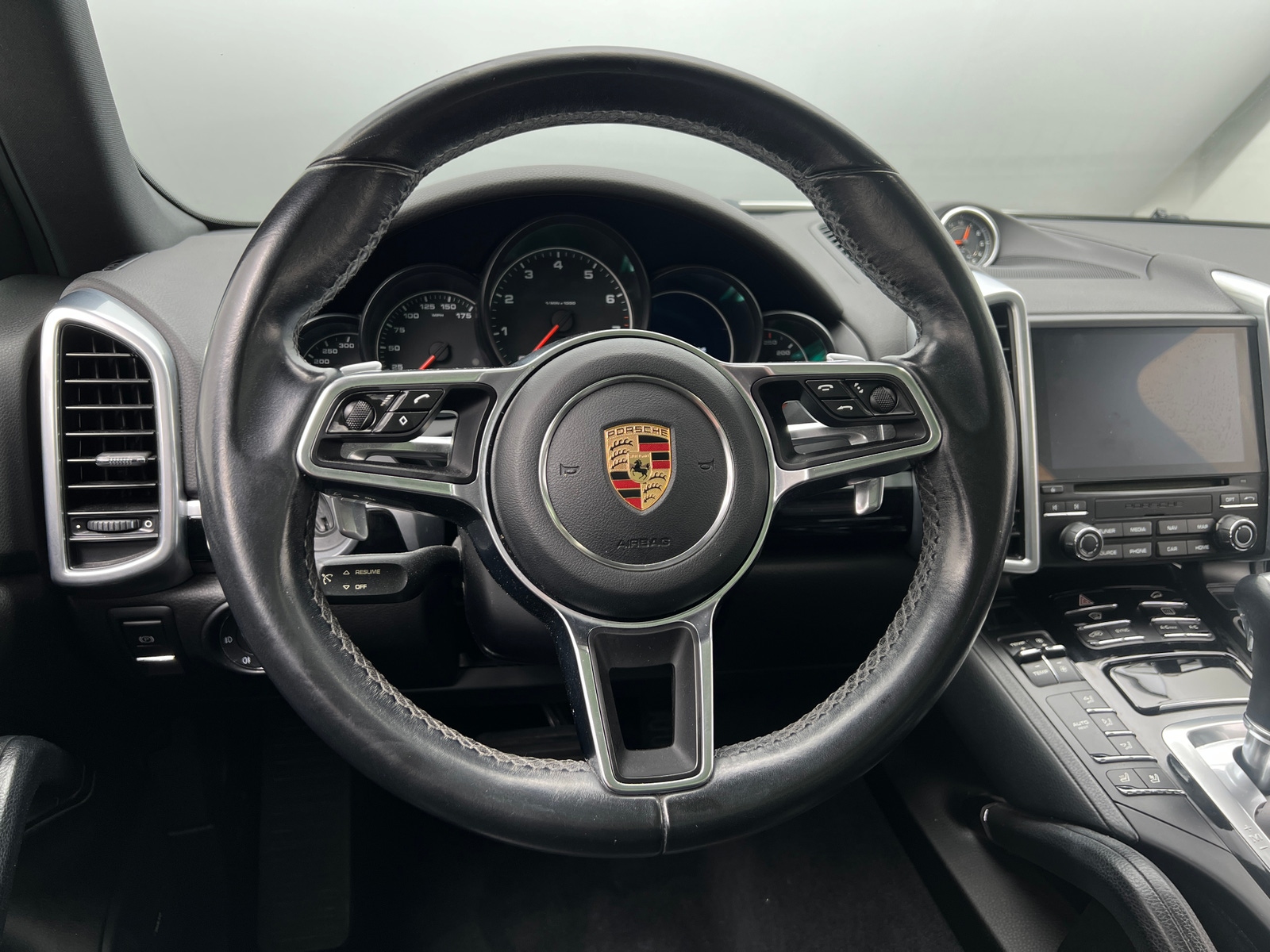 Thumbnail: 2017 Porsche Cayenne - 4