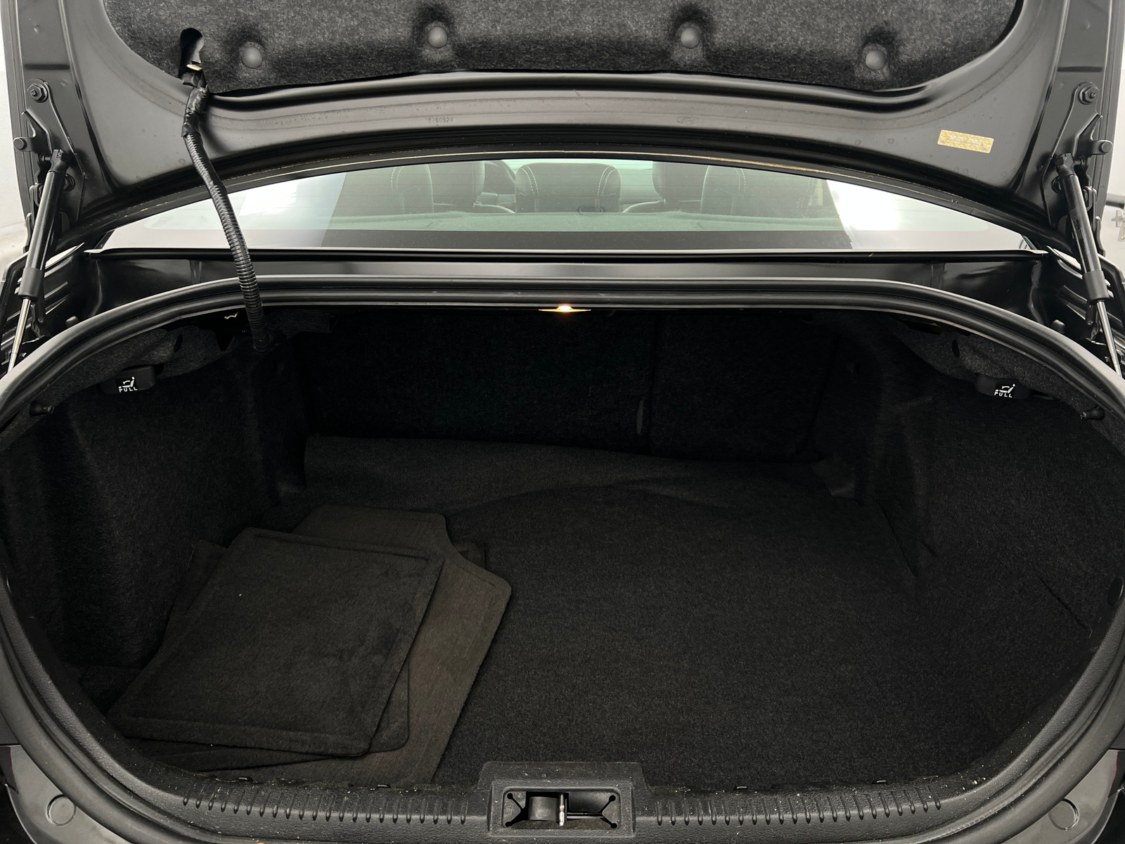Thumbnail: 2010 Ford Fusion - 6