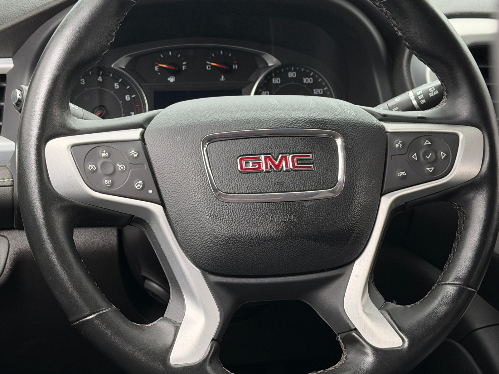 Thumbnail: 2023 GMC Acadia - 4