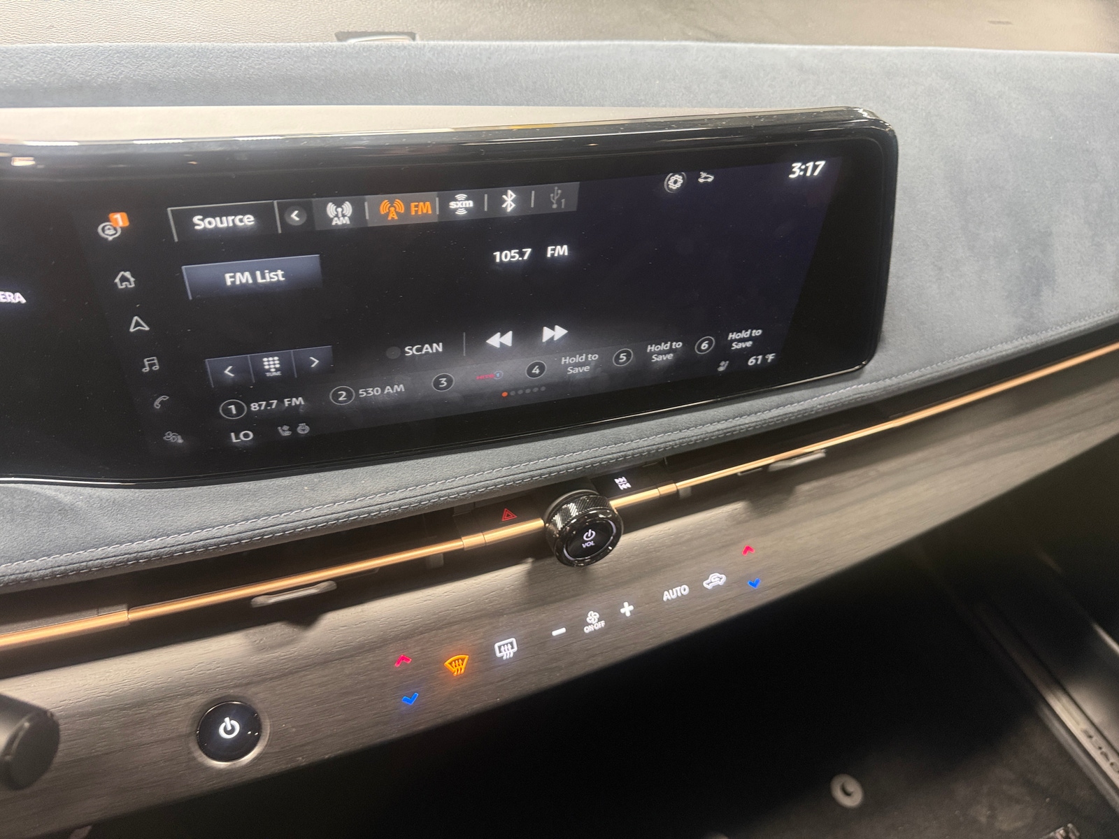 Thumbnail: 2024 Nissan Ariya - 3