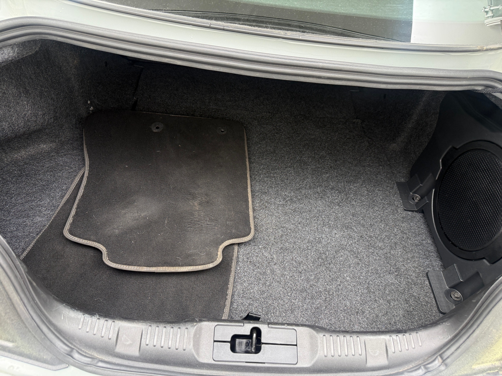 Thumbnail: 2021 Ford Mustang - 4