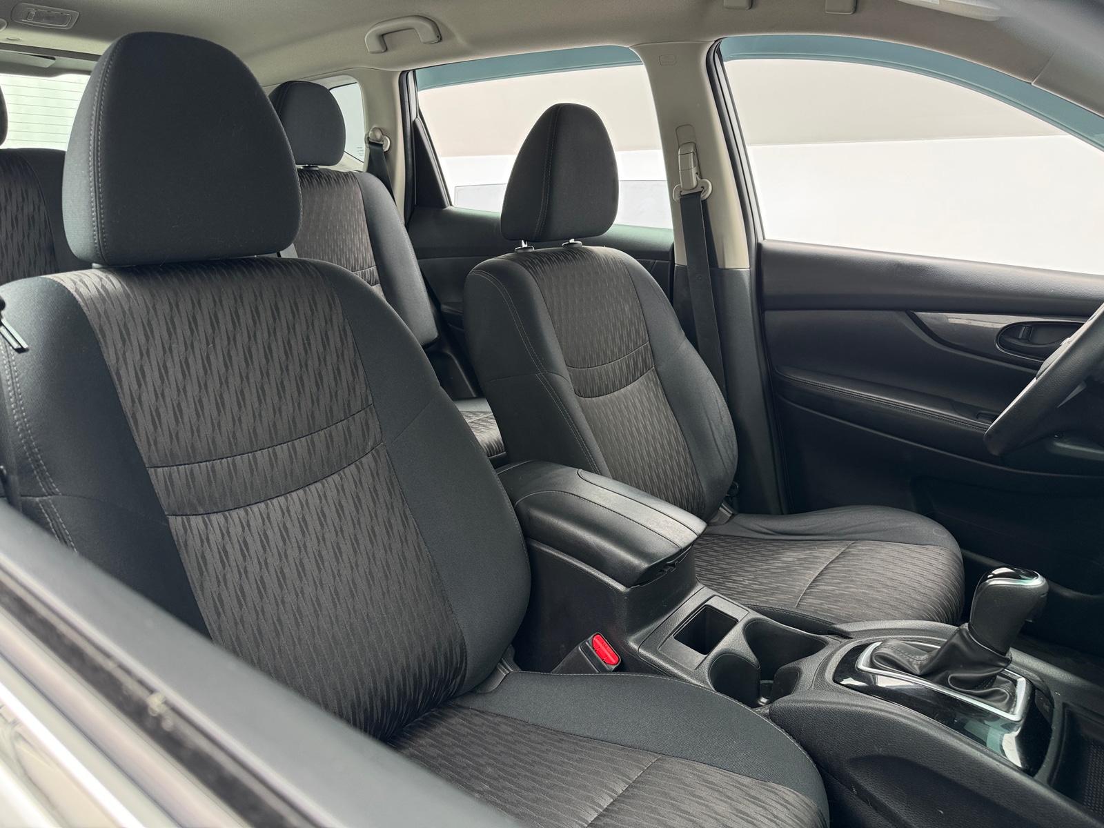 Thumbnail: 2019 Nissan Rogue - 2
