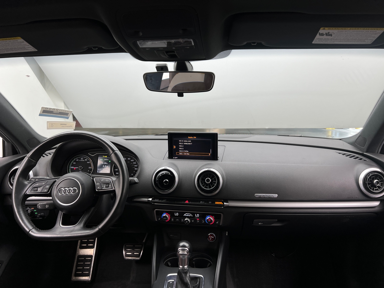 Thumbnail: 2018 Audi A3 e-tron - 2